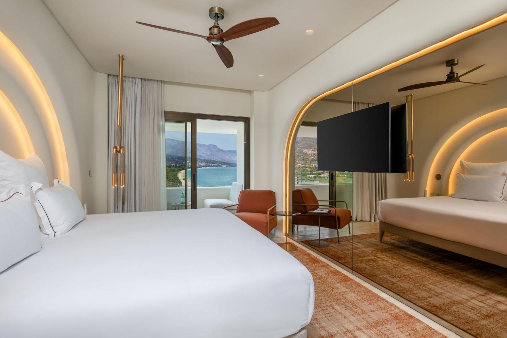 Isla Brown Corinthia Resort & Spa, Curio Collection By Hilton Agioi Theodoroi Esterno foto Deluxe Room